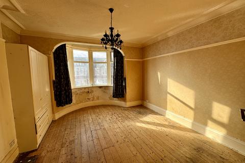 3 bedroom end of terrace house for sale, Westminster Road, Blackpool FY1