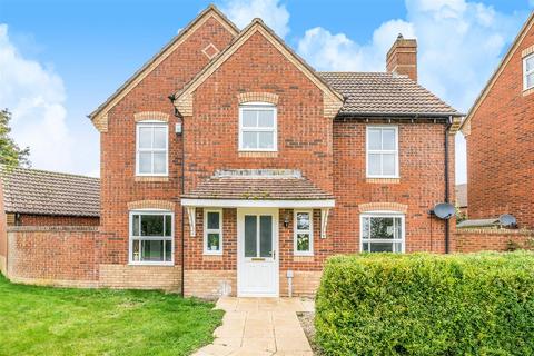 4 bedroom detached house for sale, Ferguson Road, Devizes