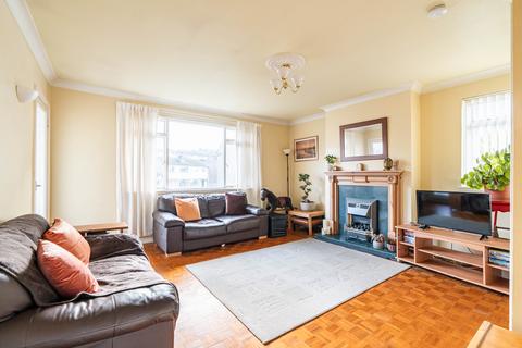 3 bedroom flat for sale, Orchard Brae Gardens, Edinburgh EH4