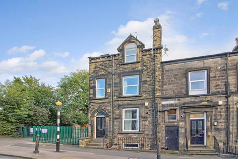 4 bedroom house to rent, VICTORIA ROAD, Leeds