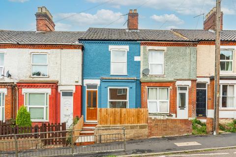 3 bedroom terraced house for sale, Silver Road, Norwich