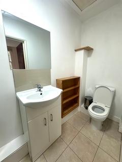 5 bedroom terraced house to rent, Ford Square, London, E1