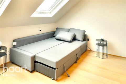 1 bedroom flat to rent, Clitherow Road, Brentford