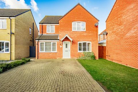 4 bedroom detached house for sale, Cory Drive, Oulton