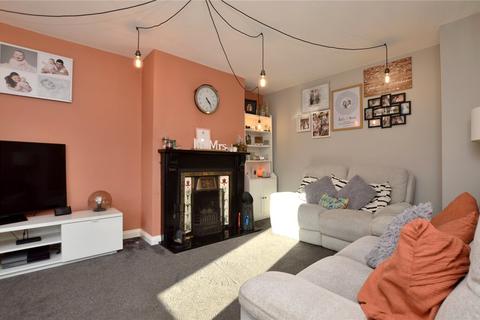 3 bedroom semi-detached house for sale, Daleside Close, Pudsey, West Yorkshire