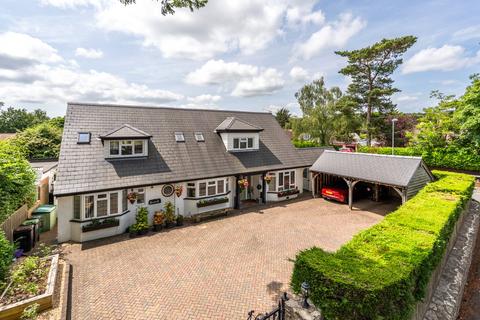 4 bedroom bungalow for sale, Pinehurst Road, West Moors, Ferndown, Dorset, BH22