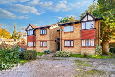 1 bedroom flat for sale, College Road, Abbots Langley