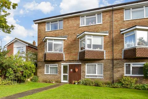 2 bedroom ground floor maisonette for sale, Oakhill Road, Horsham, West Sussex