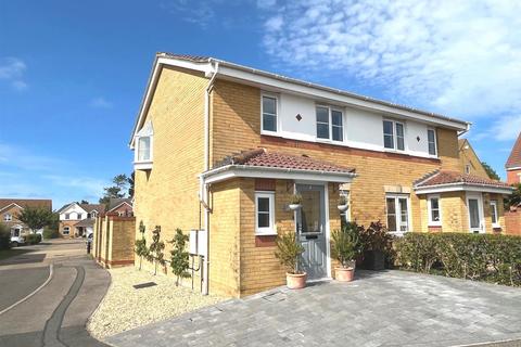 3 bedroom semi-detached house for sale, Osborne Heights, East Cowes