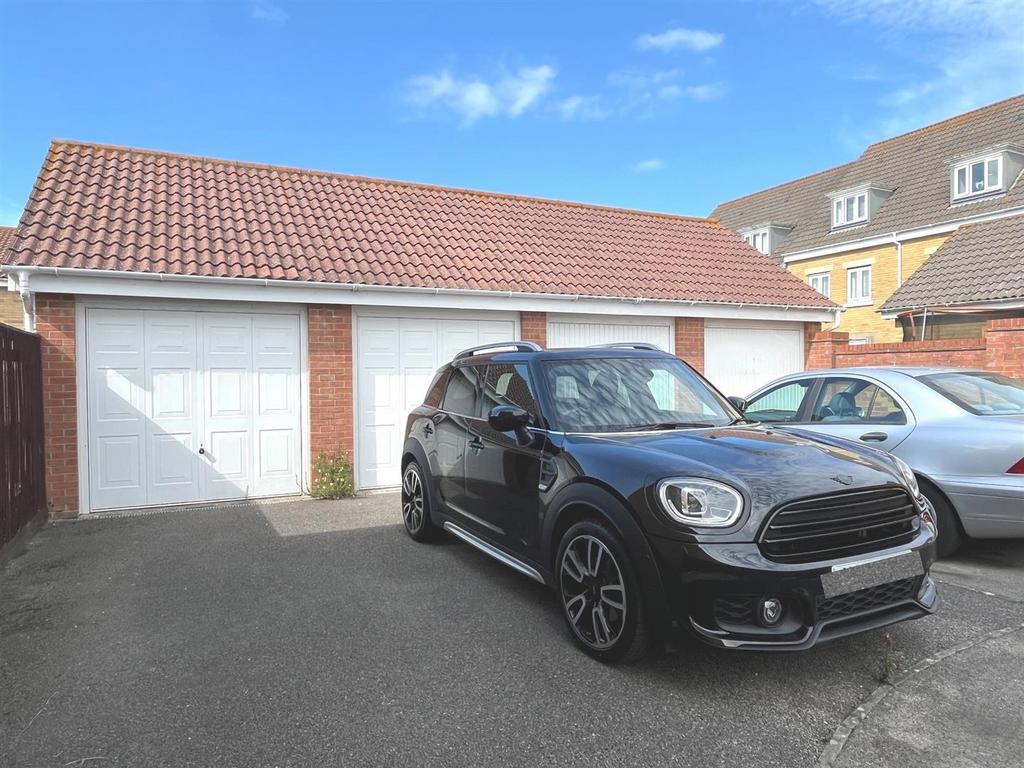 Garage &amp; Driveway