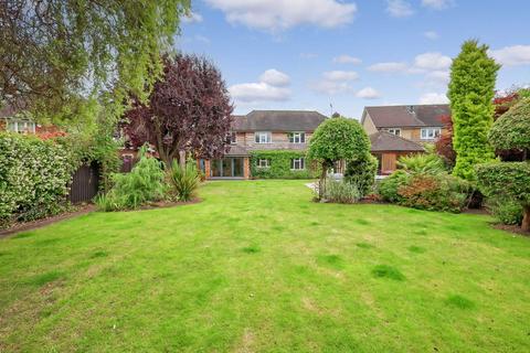 4 bedroom detached house for sale, Willow Green, Ingatestone, CM4