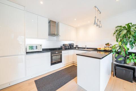 Flat 3, 1 Rainbow Quay, London, SE16 7UF