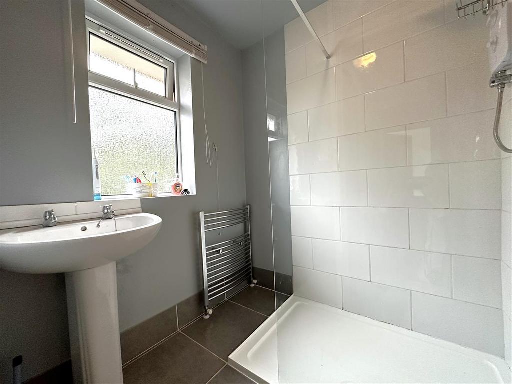 First Floor Shower Room 134