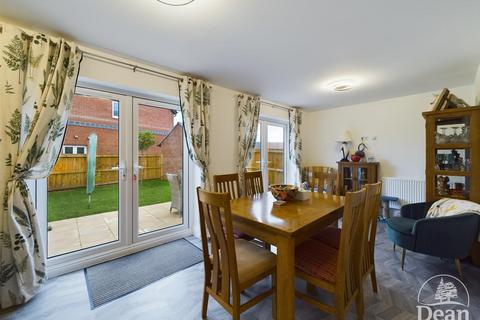 4 bedroom detached house for sale, Starling Road, Ross-On-Wye