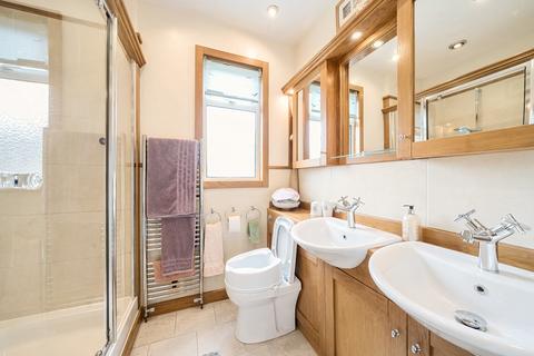 18 Feltham Road, Mitcham, CR4 2JQ