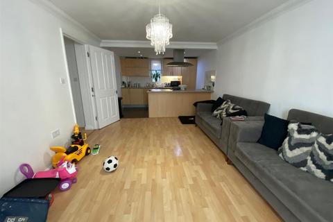 2 bedroom apartment for sale, Berengers Place, Dagenham