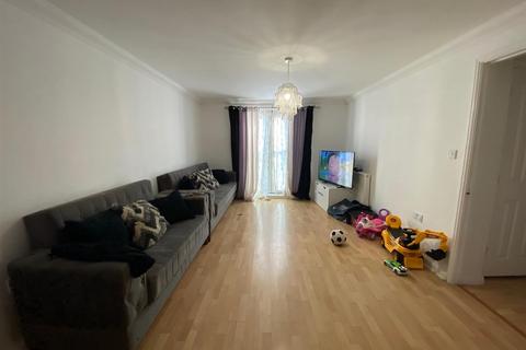 2 bedroom apartment for sale, Berengers Place, Dagenham