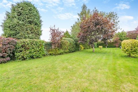 4 bedroom detached bungalow for sale, London Road, Ditton, Aylesford