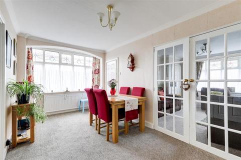 3 bedroom semi-detached house for sale, Castleton Avenue, Arnold NG5