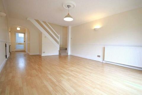 3 bedroom terraced house to rent, Brands Road, Berkshire SL3