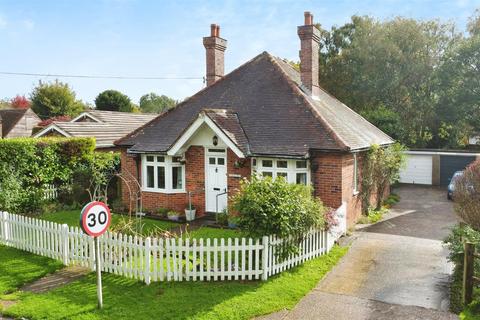 2 bedroom detached bungalow for sale, Ewhurst Lane, Northiam