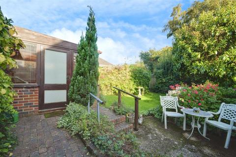 2 bedroom detached bungalow for sale, Ewhurst Lane, Northiam