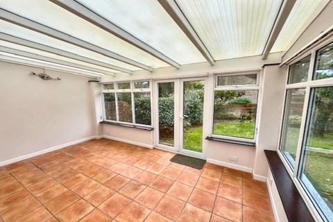 3 bedroom end of terrace house for sale, Millholme Walk, Surrey GU15