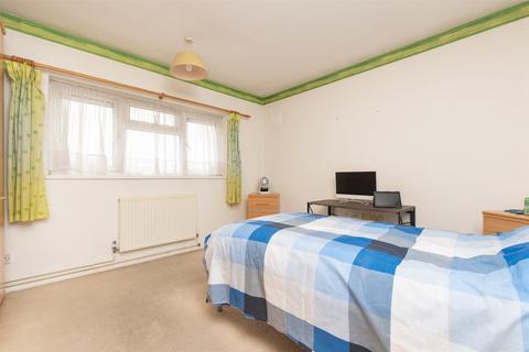 2 bedroom maisonette for sale, St. John's Road, Welling, Kent