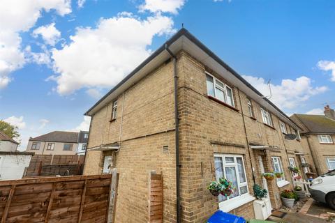 2 bedroom maisonette for sale, St. John's Road, Welling, Kent