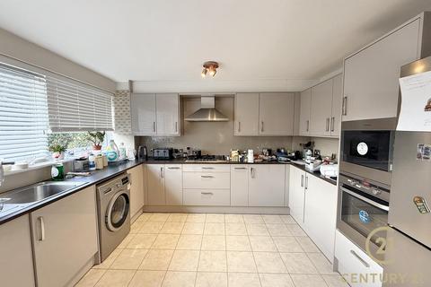 4 bedroom townhouse for sale, Wheatlands, HOUNSLOW TW5