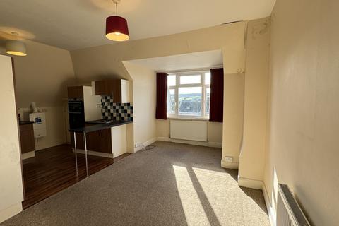 1 bedroom flat for sale, Sutton Park Road, Seaford BN25