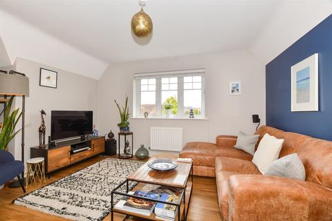 2 bedroom flat for sale, Illett Way, Faygate, Horsham, West Sussex