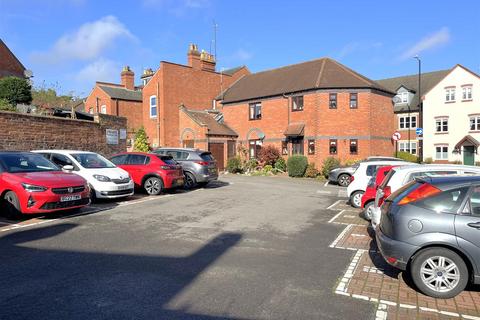 undefined, Priory Walk, Cross Street, Warwick