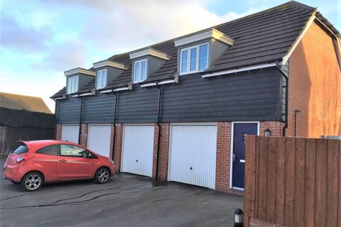 2 bedroom detached house to rent, Teulon Court, Station Road, Angmering