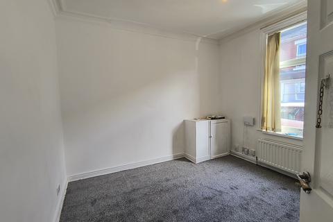 3 bedroom terraced house for sale, Hibbert Street, Manchester M14