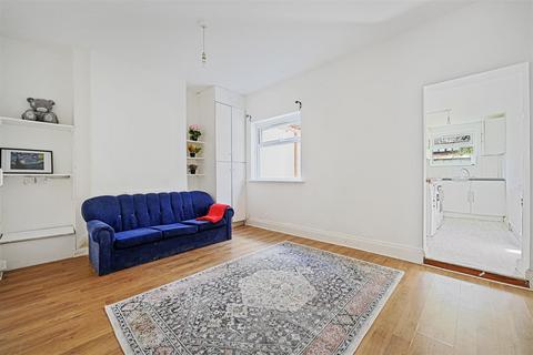 2 bedroom semi-detached house for sale, Finsbury Road, London N22