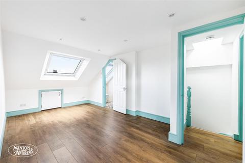 124 Elthorne Avenue, London, W7 2JW