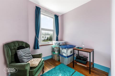 124 Elthorne Avenue, London, W7 2JW