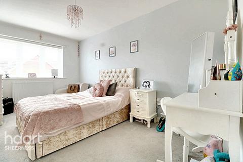 11 Larch End, Minster On Sea, Sheerness, ME12 3FJ