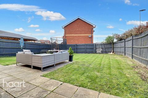 4 bedroom detached house for sale, Larch End, Minster