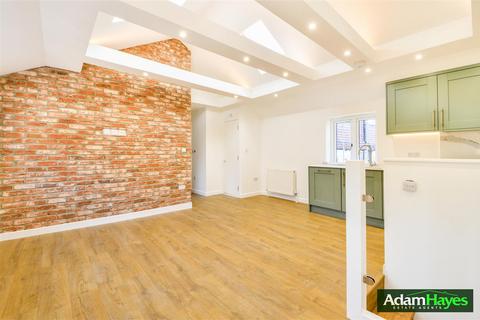 1 bedroom maisonette for sale, Birkbeck Road, London N12