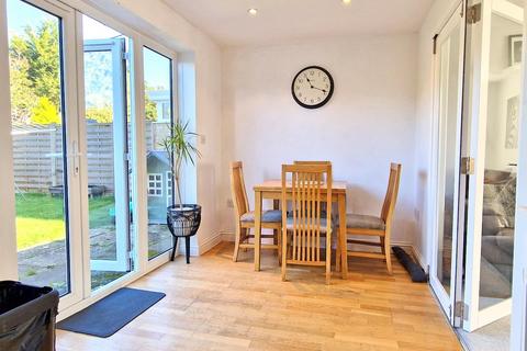 3 bedroom link detached house for sale, Almond Road, Bicester