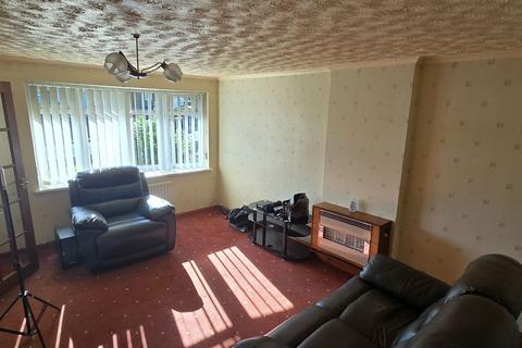 3 bedroom semi-detached house for sale, Symington Gardens, Silksworth, Sunderland, Tyne and Wear, SR3 1LE