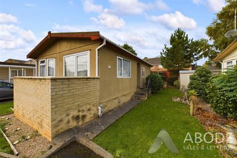 2 bedroom detached bungalow for sale, Riverside Park, Burton-On-Trent DE14