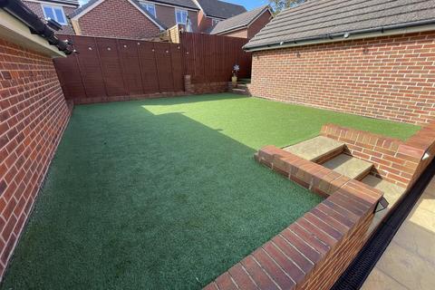 28 Austin Road, Eastleaze, Swindon, SN5 7FT