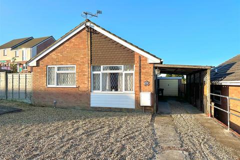 2 bedroom bungalow for sale, Lakeside Avenue, Lydney GL15