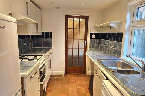 3 bedroom terraced house to rent, Bowerdean Road, High Wycombe HP13