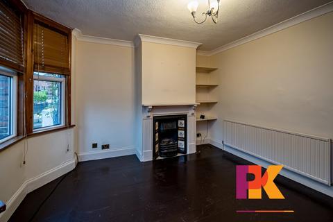 3 bedroom terraced house to rent, Bowerdean Road, High Wycombe HP13