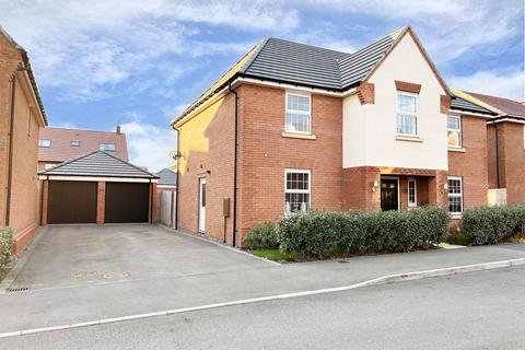 4 bedroom detached house for sale, Wright Street, Hugglescote, Coalville, LE67 2LP