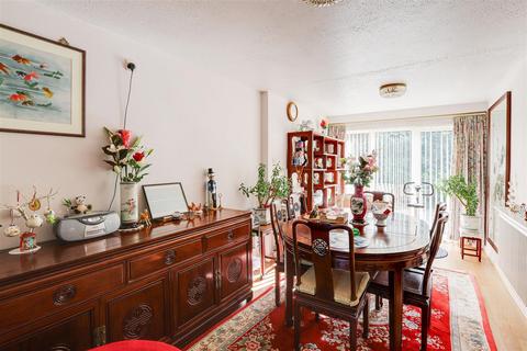 3 bedroom semi-detached house for sale, Ramsey Drive, Arnold NG5